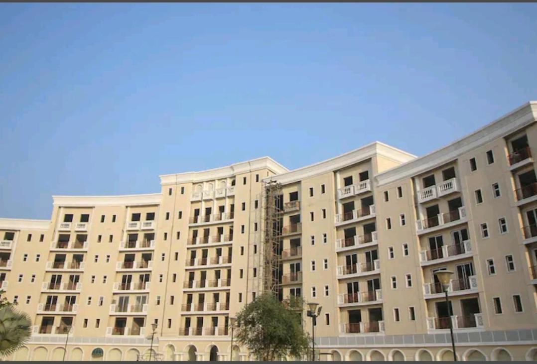 Apartment Ac Beautiful Luxury In Omaxe Jai Bankebihariji By Shishamare *