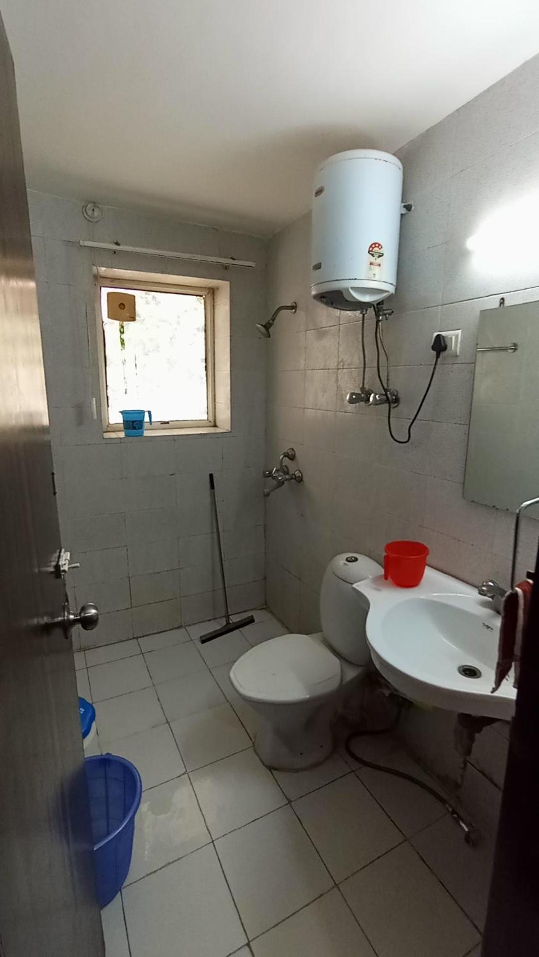 Ac Beautiful Luxury In Omaxe Jai Bankebihariji By Shishamare Apartment Vrindavan