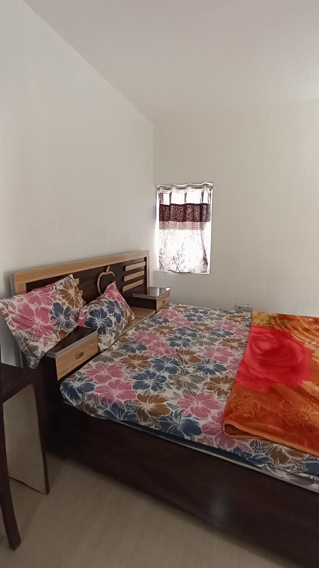 Apartment Ac Beautiful Luxury In Omaxe Jai Bankebihariji By Shishamare *